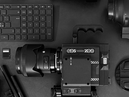 cámaras y ordenadores necesarios para la producción de eventos audiovisuales